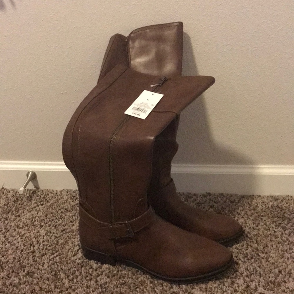 Brown boots